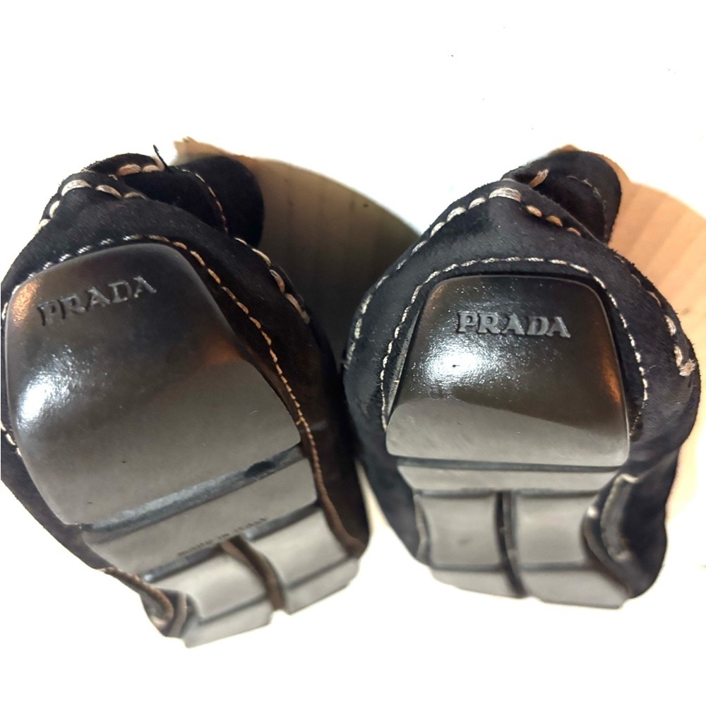 Prada vintage Black Suede Loafers with Silver Chain Accent size 40 - Picture 4 of 8